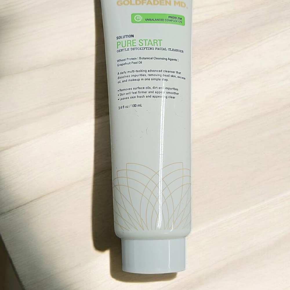 Goldfaden MD Facial Cleanser Tube